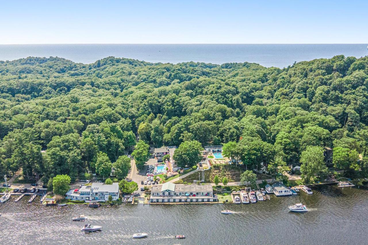 Waterside Suites Saugatuck Exteriör bild
